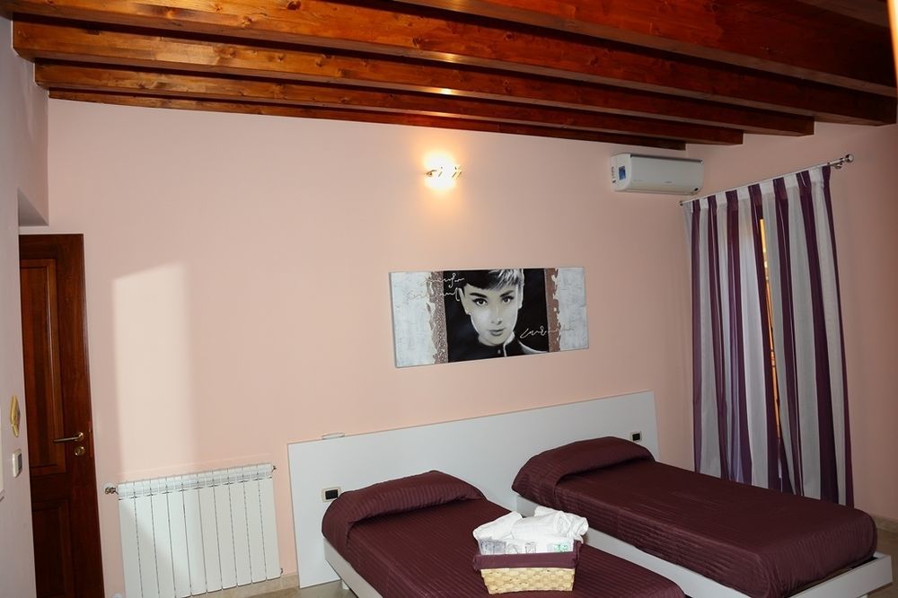 Four Rooms Agrigente Extérieur photo